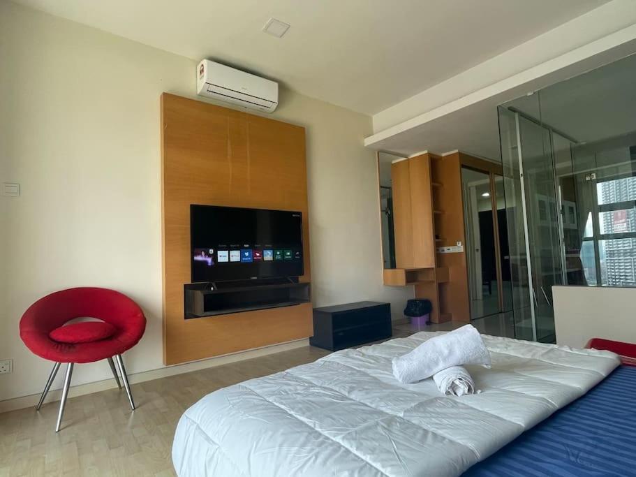 Stylish Romantic Couples Getaway At Kl City 1419 Kuala Lumpur Exterior photo